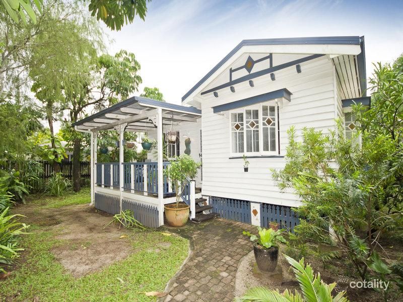 3 David St, Manunda, QLD 4870