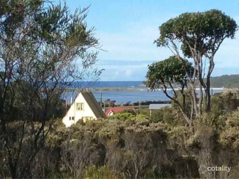 49 Heather Rd, Ocean Beach, WA 6333