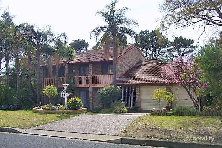 3 Chiltern Cres, Castle Hill, NSW 2154