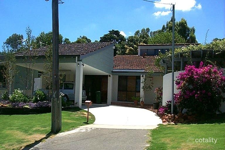 4 Marimba Cres, City Beach, WA 6015