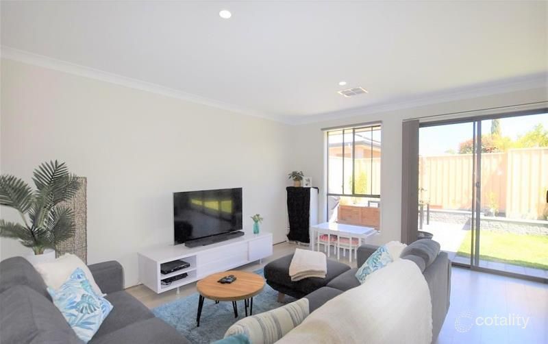 5 Seneca Pl, Seaford Meadows, SA 5169