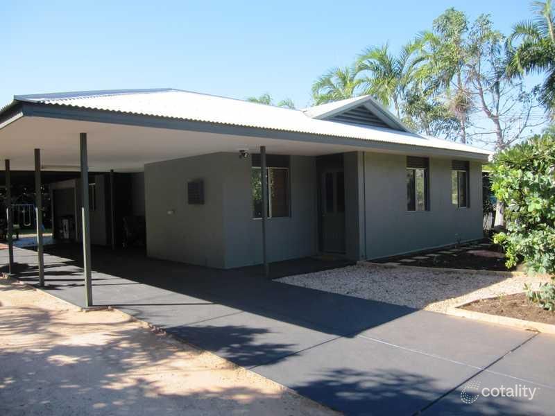 2 Wakayama Cres, Cable Beach, WA 6726