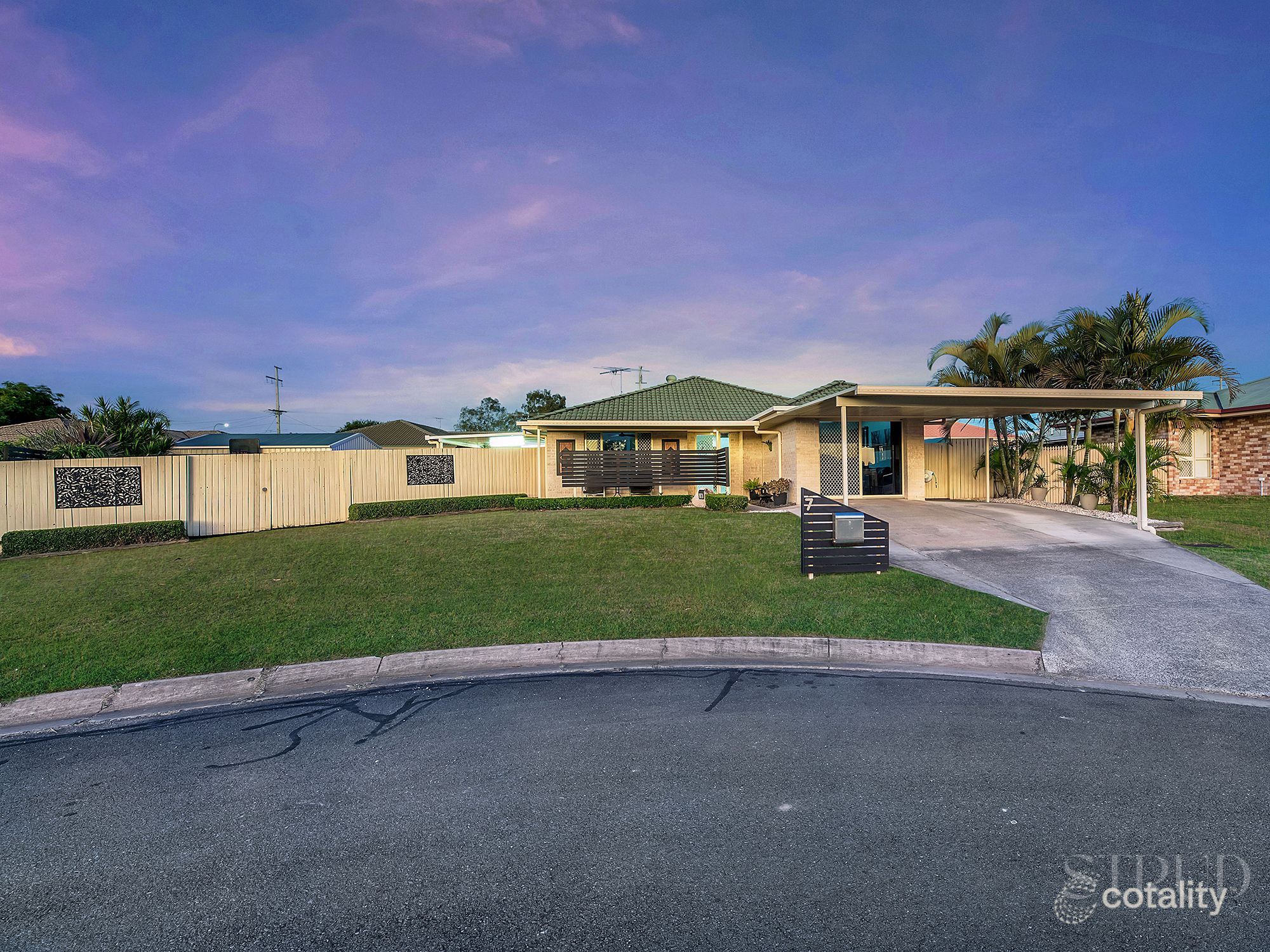 7 Crosby Cres, Raceview, QLD 4305