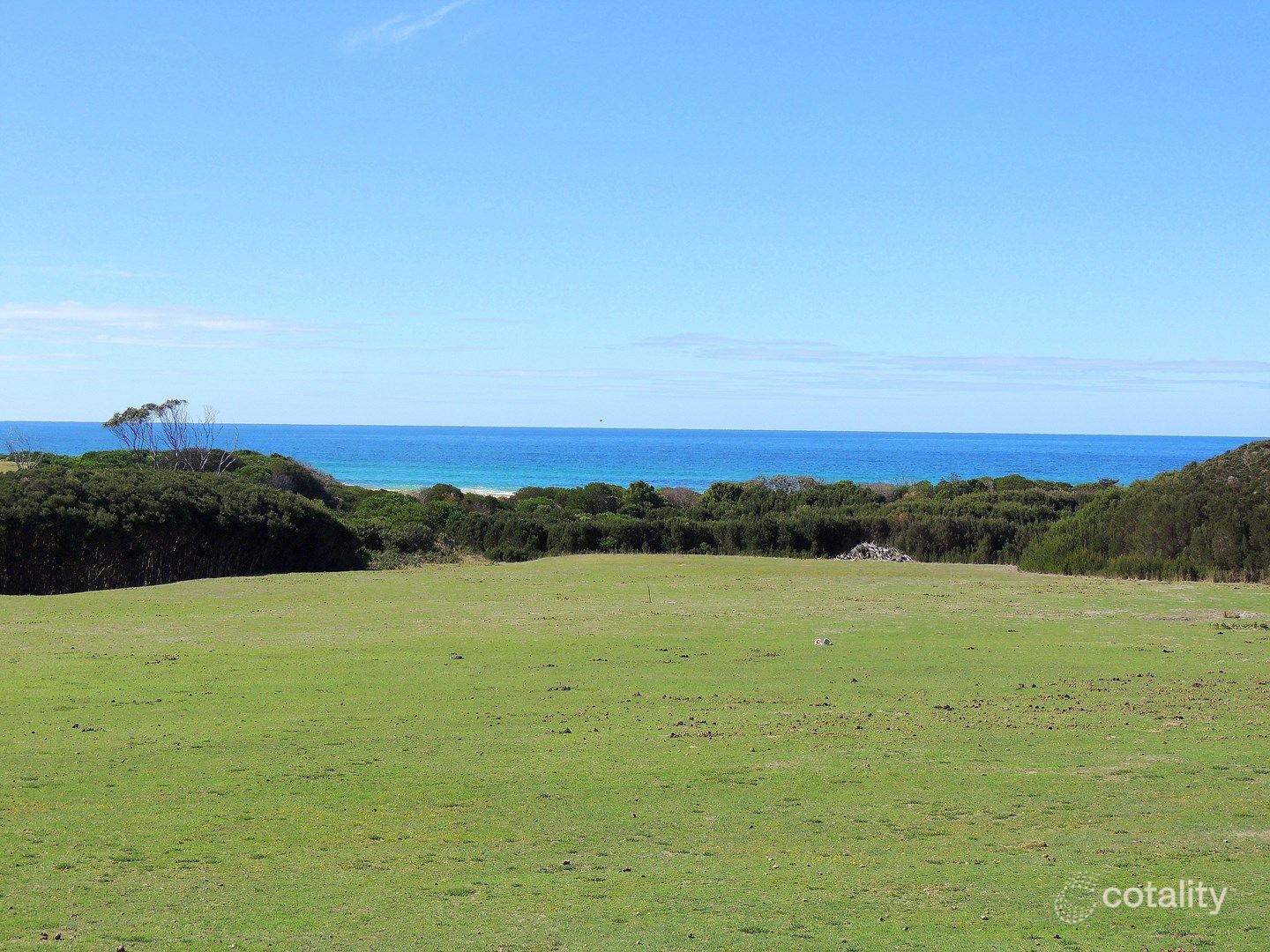 20742 Tasman Hwy, Chain Of Lagoons, TAS 7215