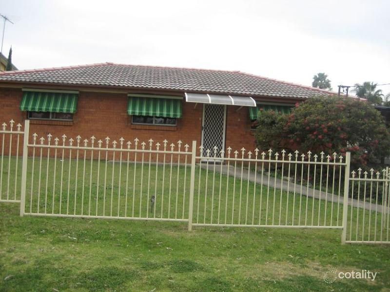 5 Beaconsfield Rd, Rooty Hill, NSW 2766