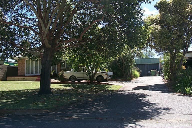 13 Rugby St, Bayswater, WA 6053