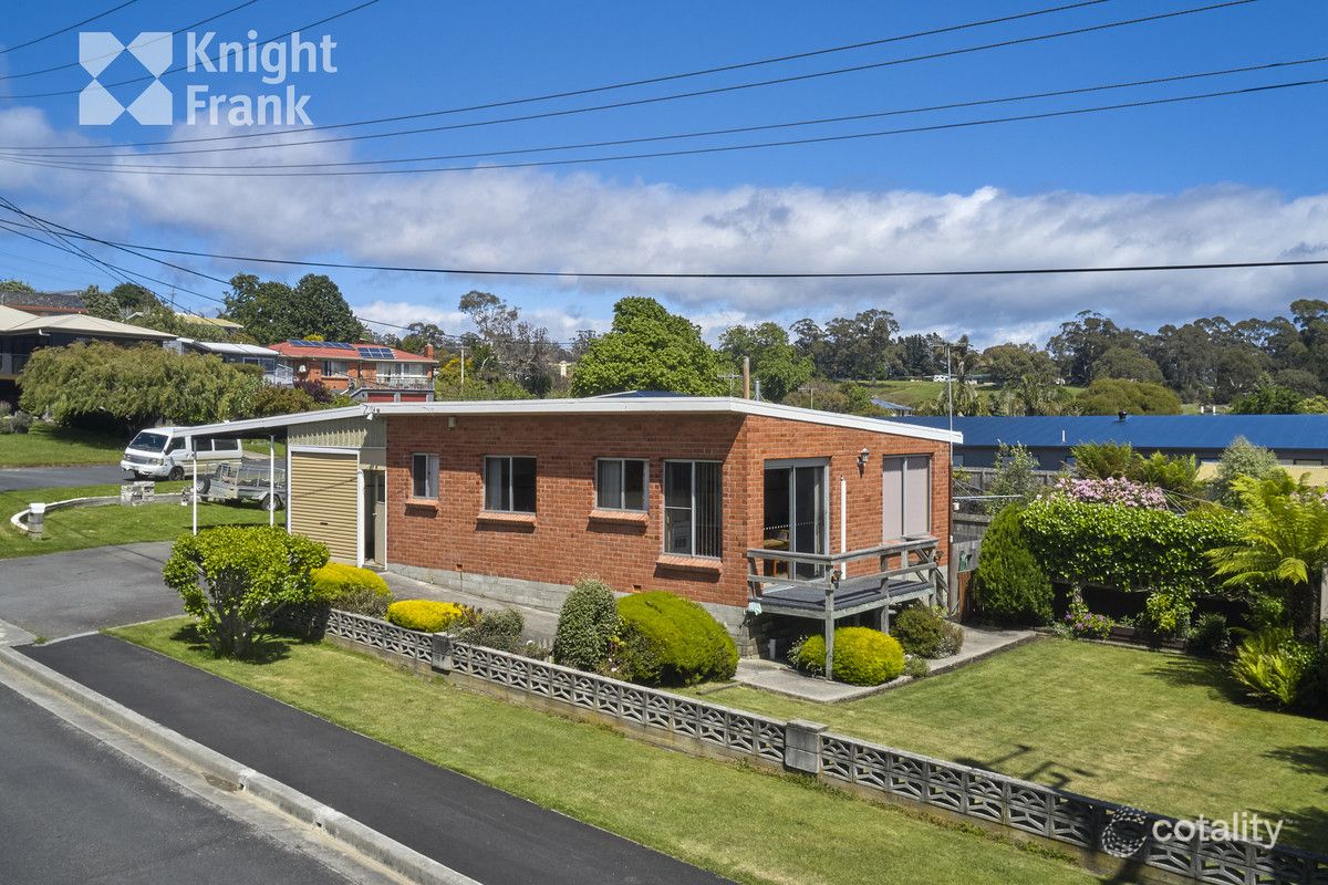 1/2 Doric Gr, St Helens, TAS 7216