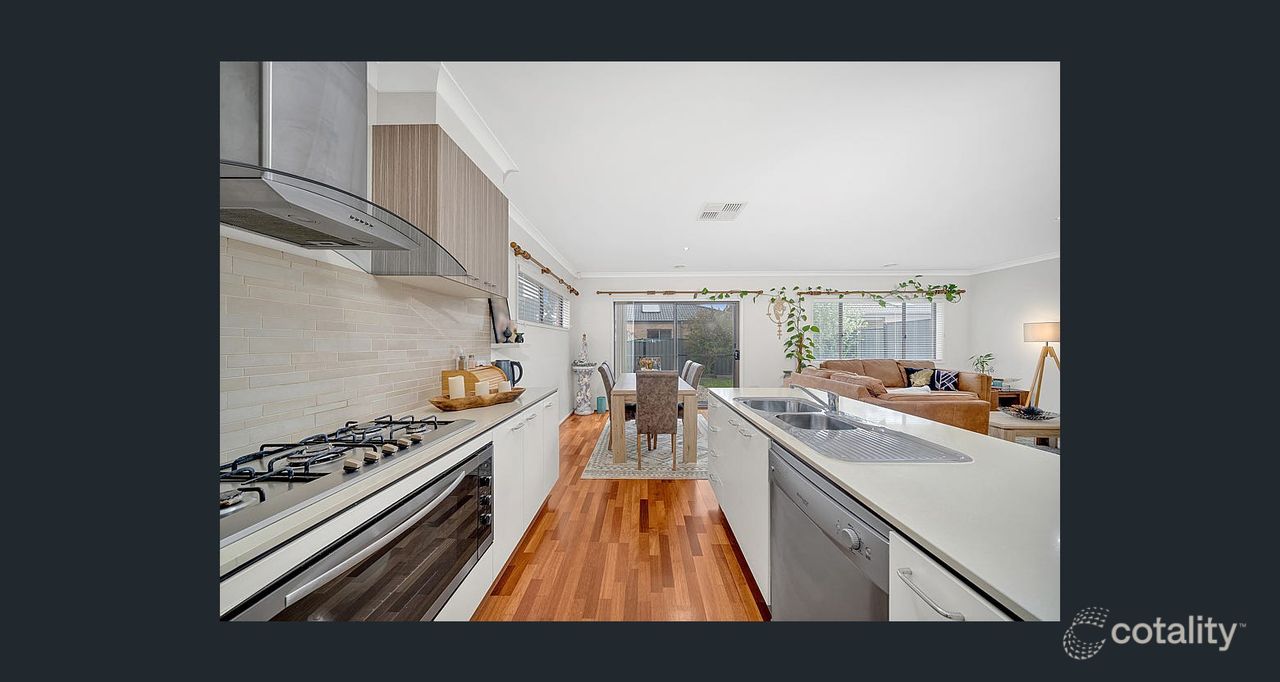 13 Scotney Rd, Craigieburn, VIC 3064