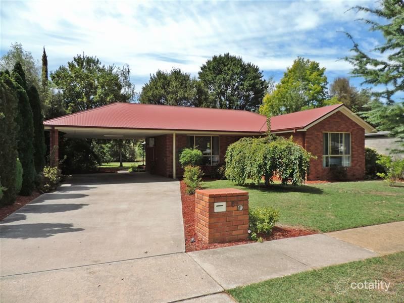 8 Mount Porepunkah Rd, Bright, VIC 3741