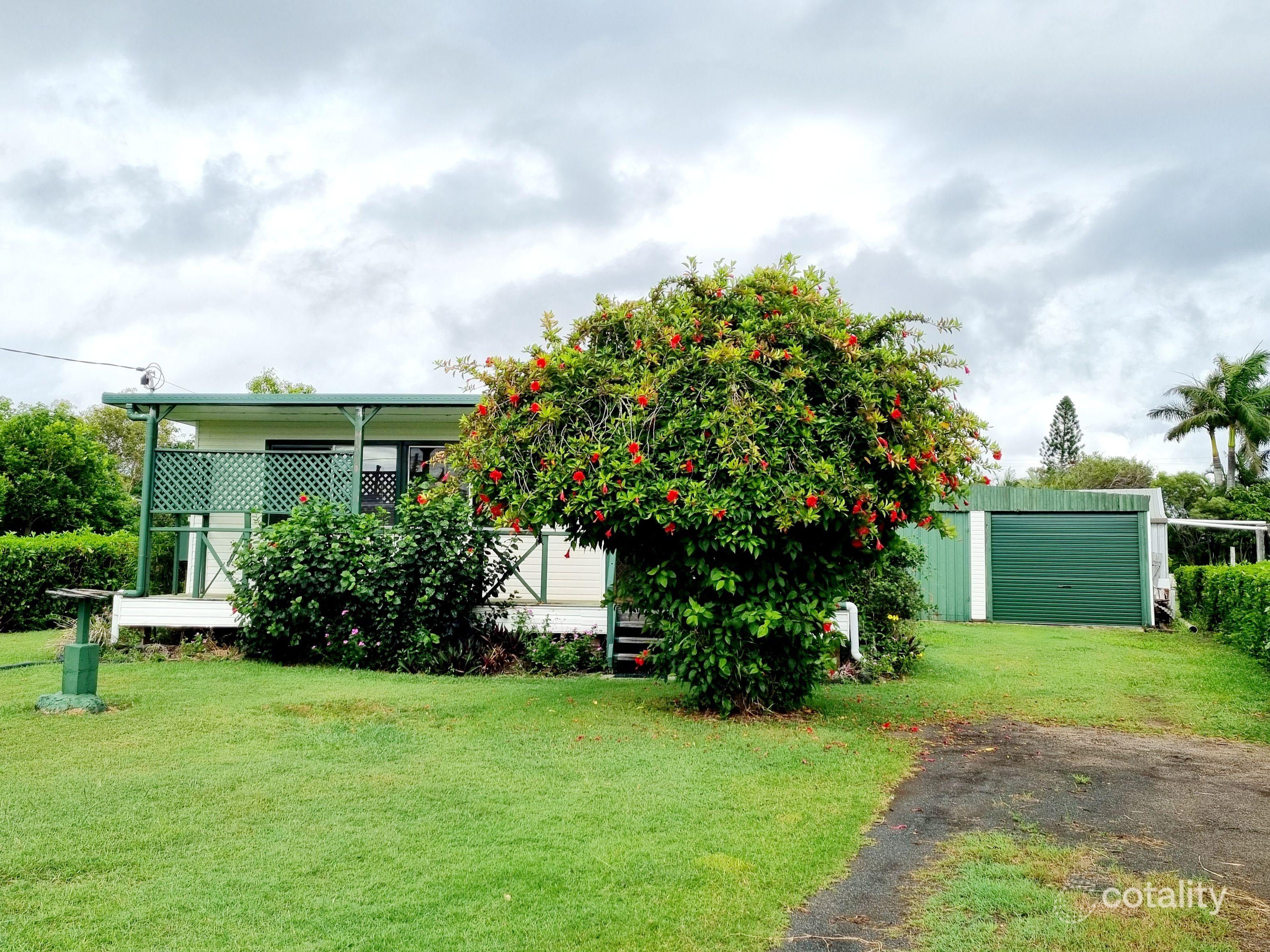11 Byron St, Burnett Heads, QLD 4670