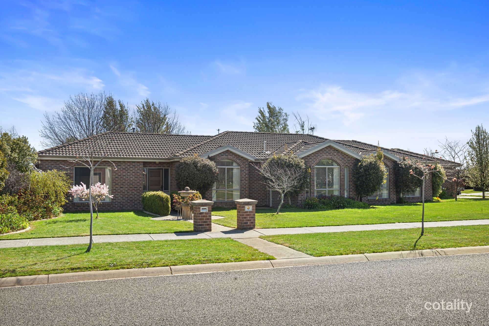 2 Argyle Cres, Alfredton, VIC 3350