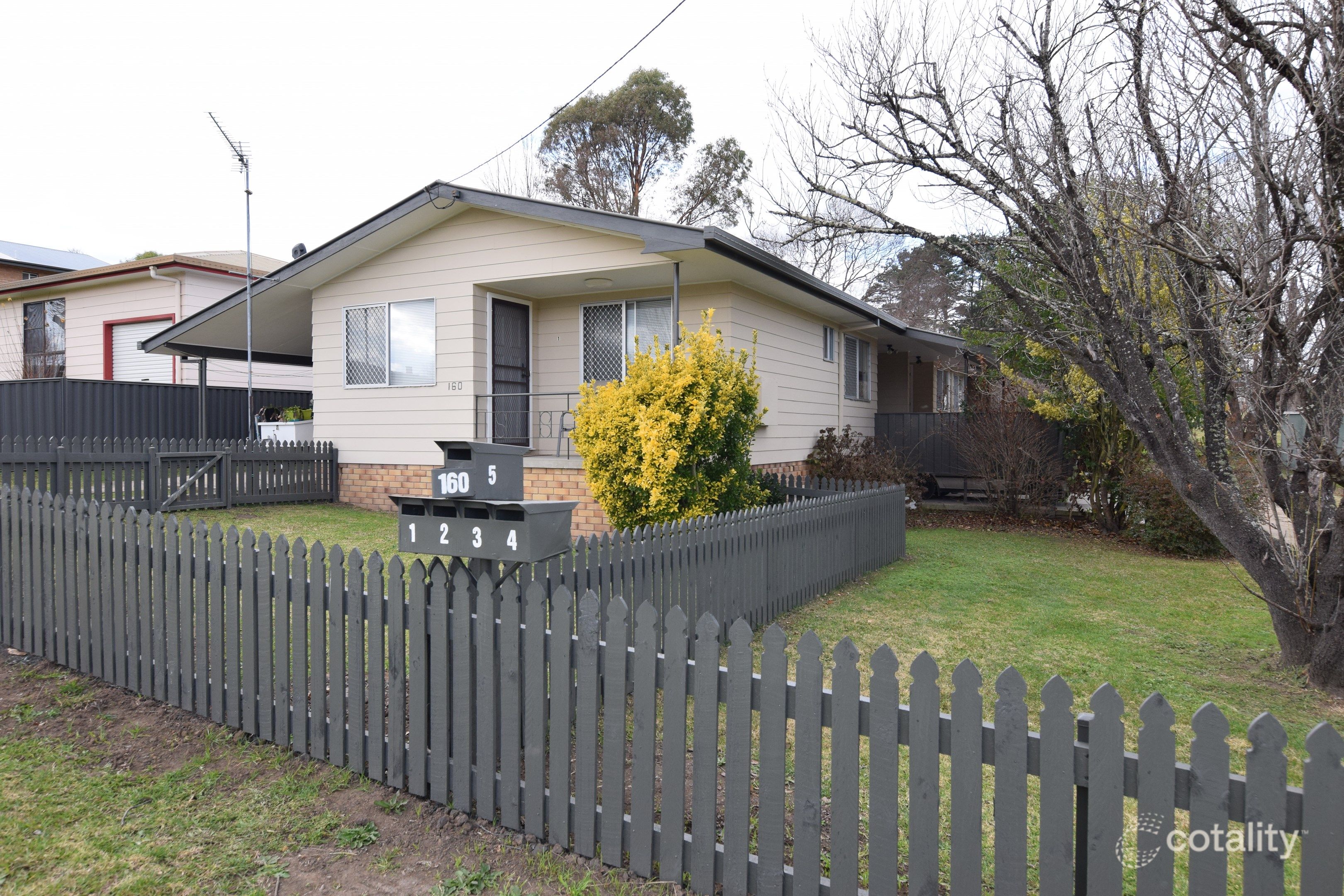 3/160 Bulwer St, Tenterfield, NSW 2372