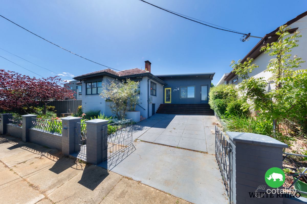 40 Crest Rd, Crestwood, NSW 2620
