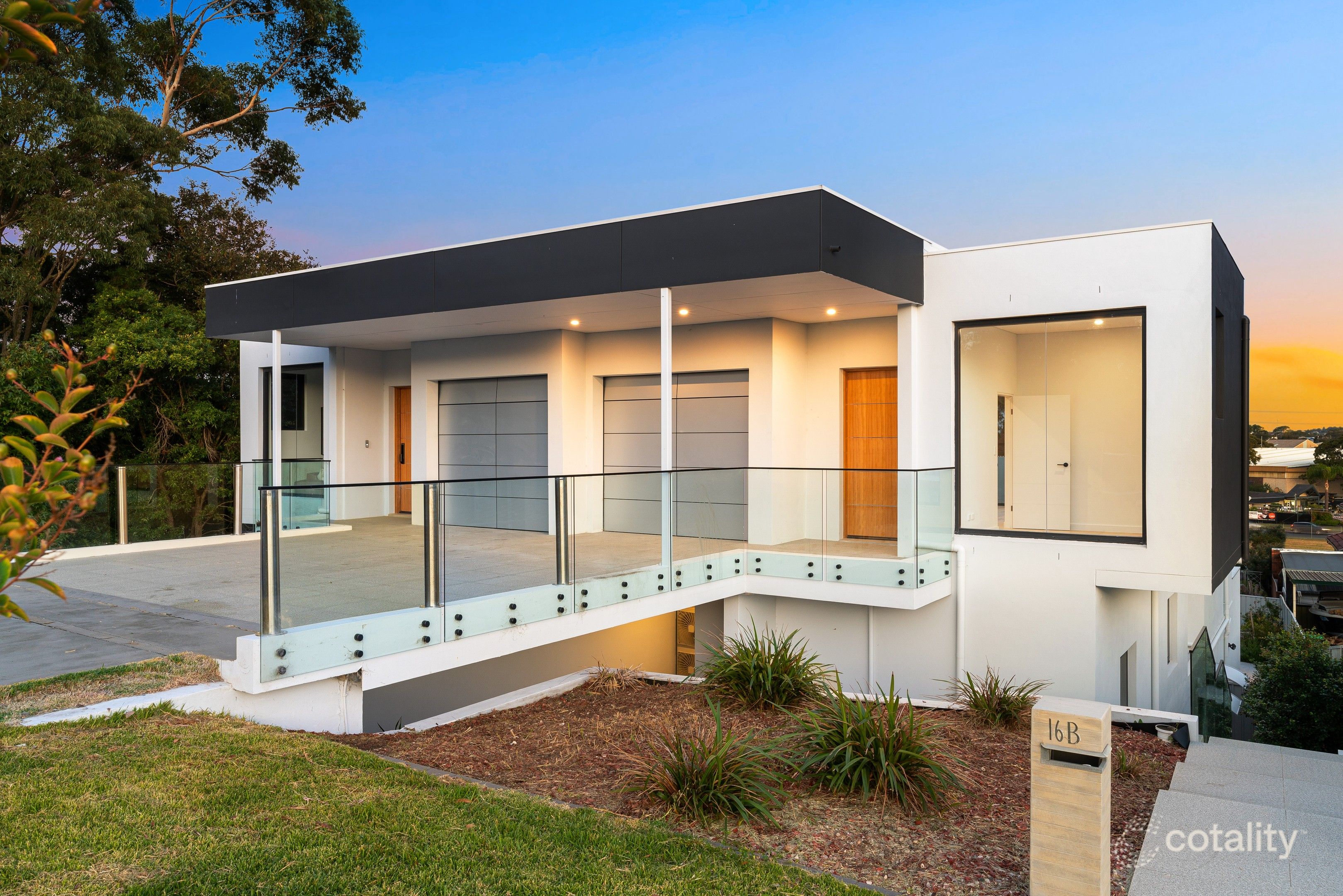 16b Curtis Ave, Taren Point, NSW 2229