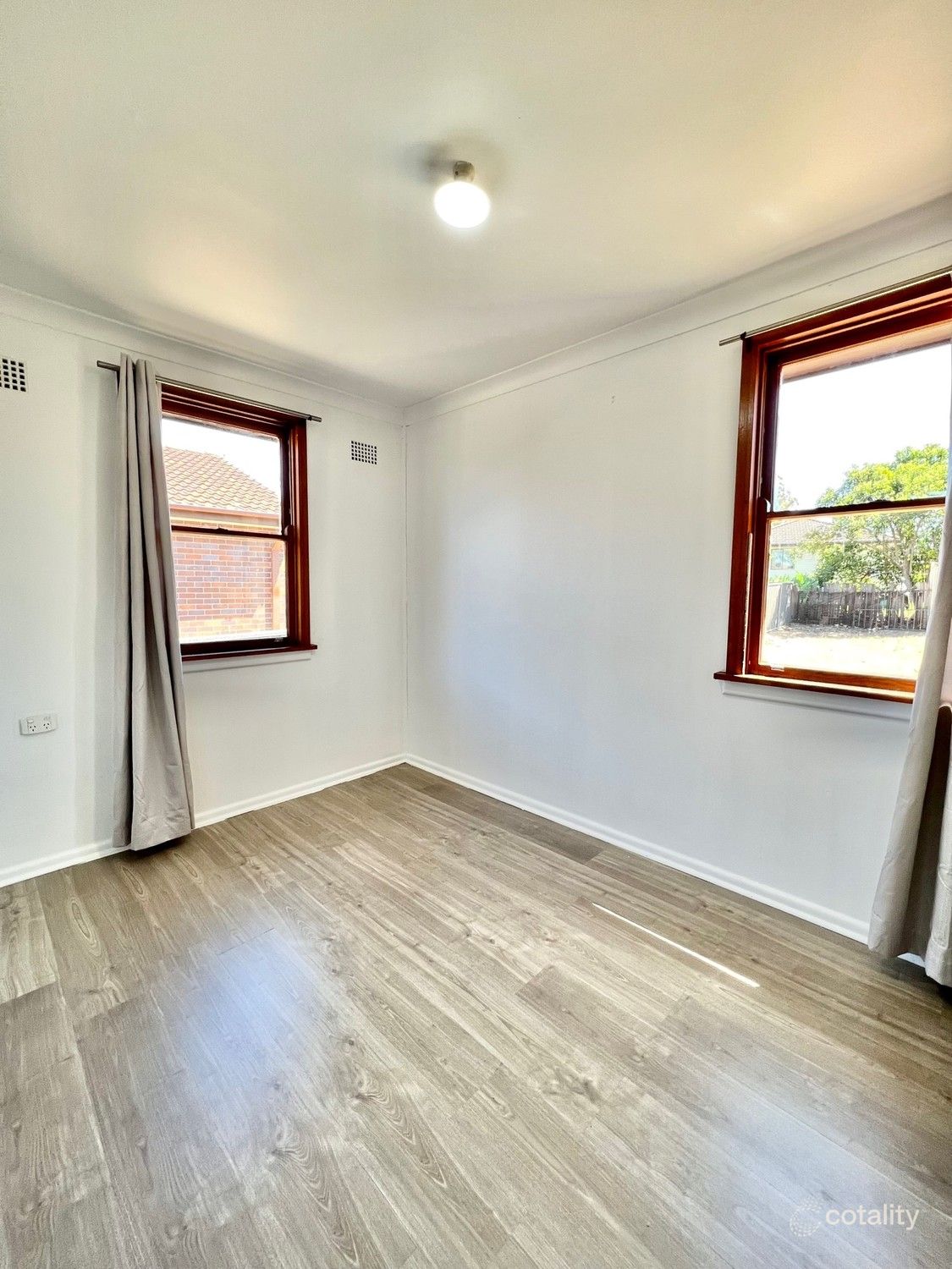 12 Torres Cres, Whalan, NSW 2770