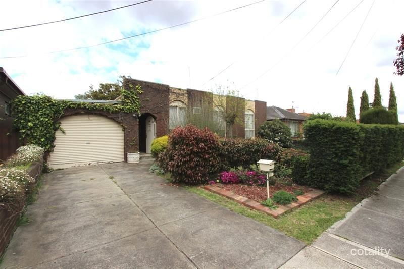97 Clarke Ave, St Albans, VIC 3021