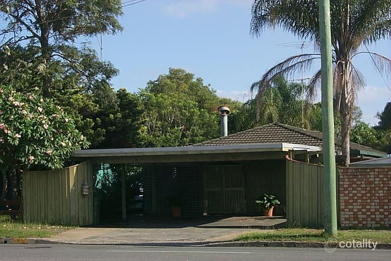 27 Pacific Ave, Miami, QLD 4220