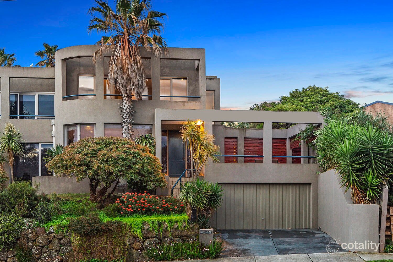 2/77 Beach Rd, Mentone, VIC 3194