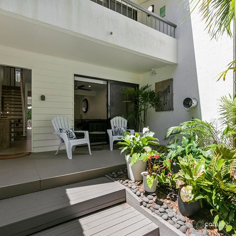 2/6 Ray St, Sunshine Beach, QLD 4567