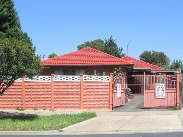 3 Hoban Cl, Keilor Downs, VIC 3038