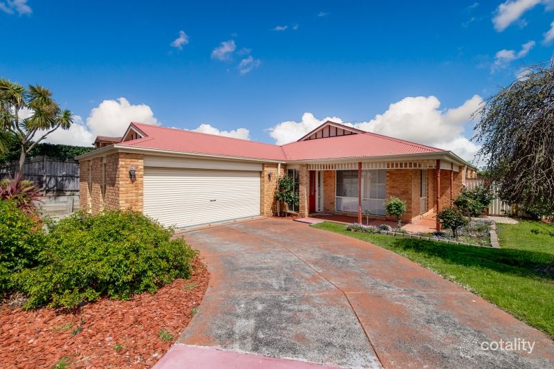5 Fairholme Bvd, Berwick, VIC 3806