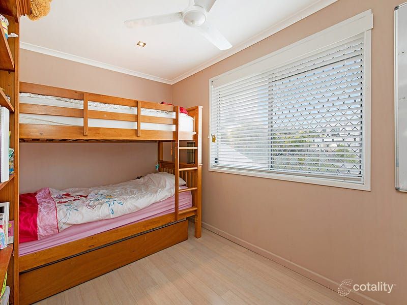 2/2 Orama Ave, Caloundra, QLD 4551