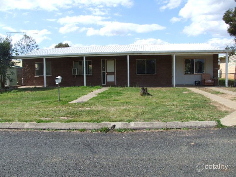 7 Kingaroy Rd, Nanango, QLD 4615