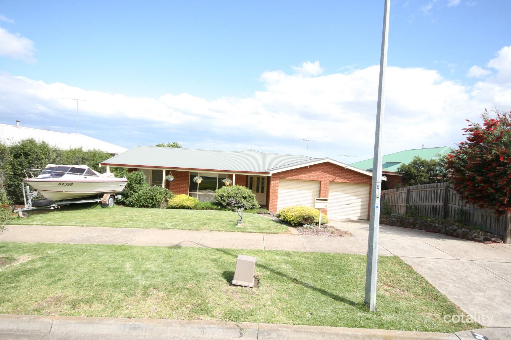 34 Lansbury Cres, Highton, VIC 3216