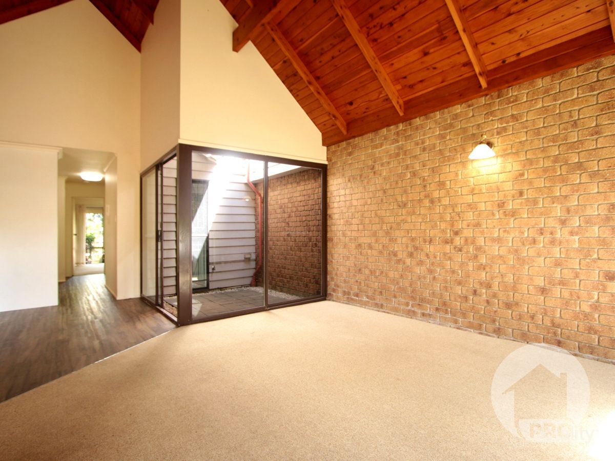 19/1 Kelda St, Robertson, QLD 4109