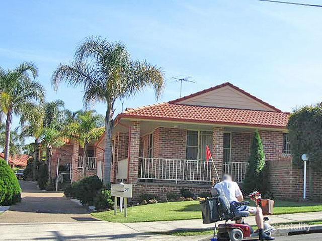 27 Greenacre Rd, South Hurstville, NSW 2221