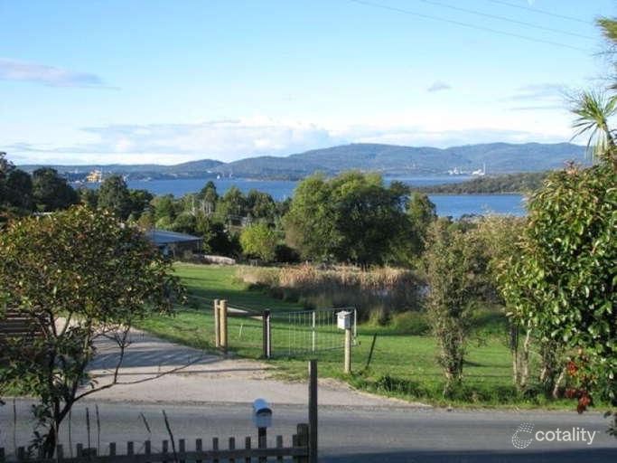 21 Torneys Rd, Beauty Point, TAS 7270