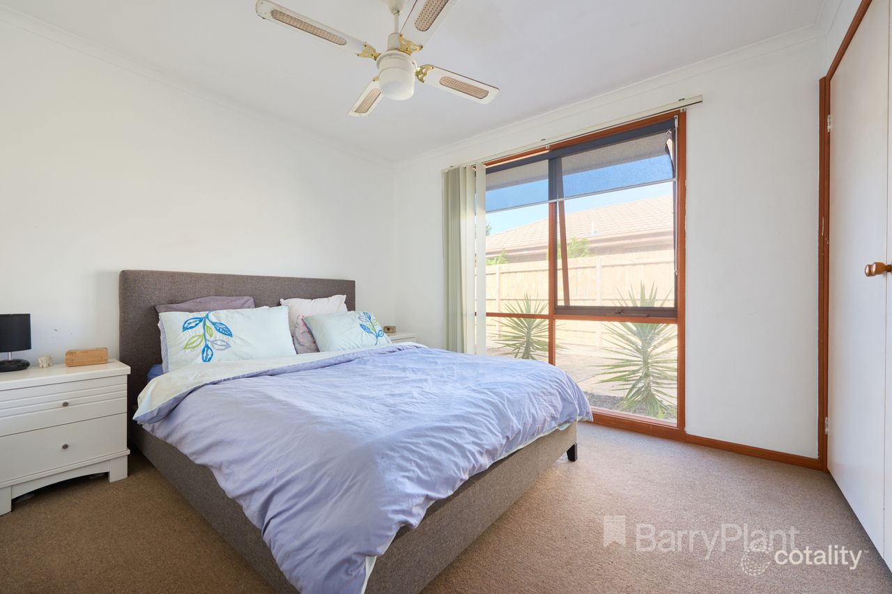 12 Elandra Way, Cranbourne West, VIC 3977