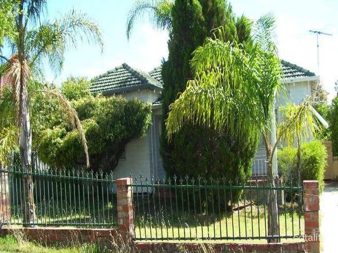 9 Fitzroy Rd, Rivervale, WA 6103