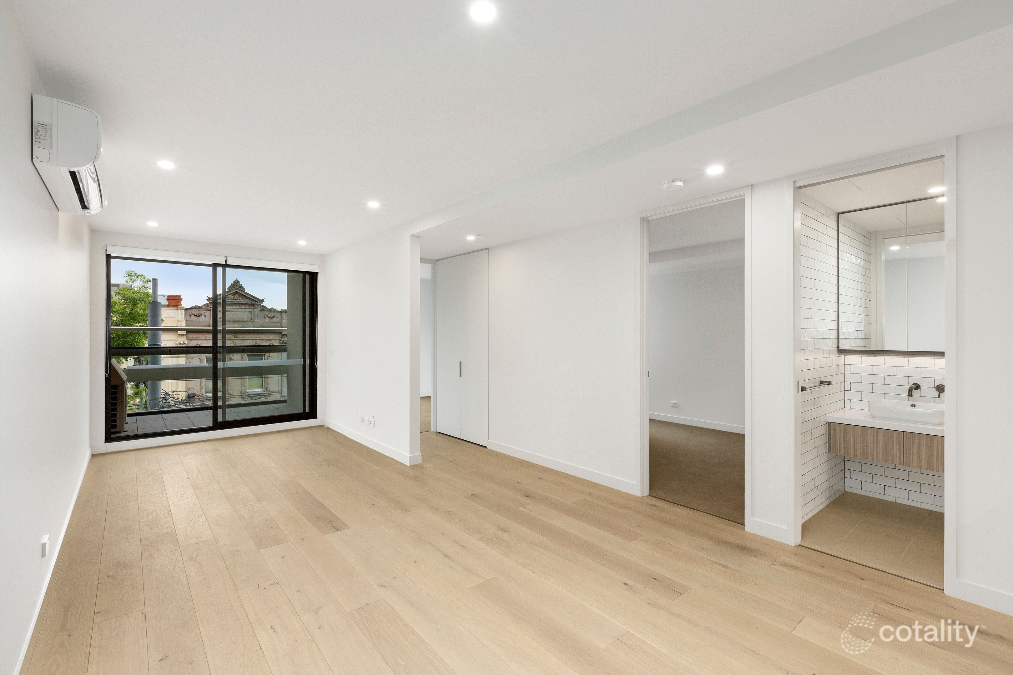 203/242 High St, Windsor, VIC 3181