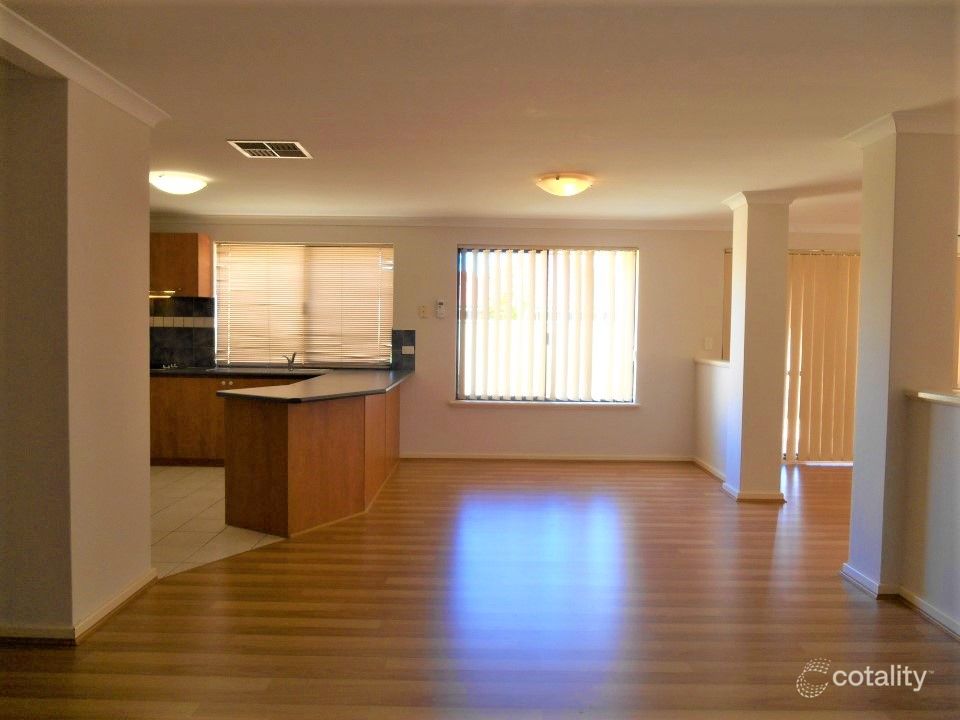 13 Blade Rd, Canning Vale, WA 6155