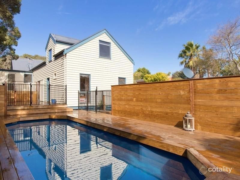 10 Heyfield Rd, Rye, VIC 3941