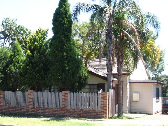 99 Moorefields Rd, Kingsgrove, NSW 2208