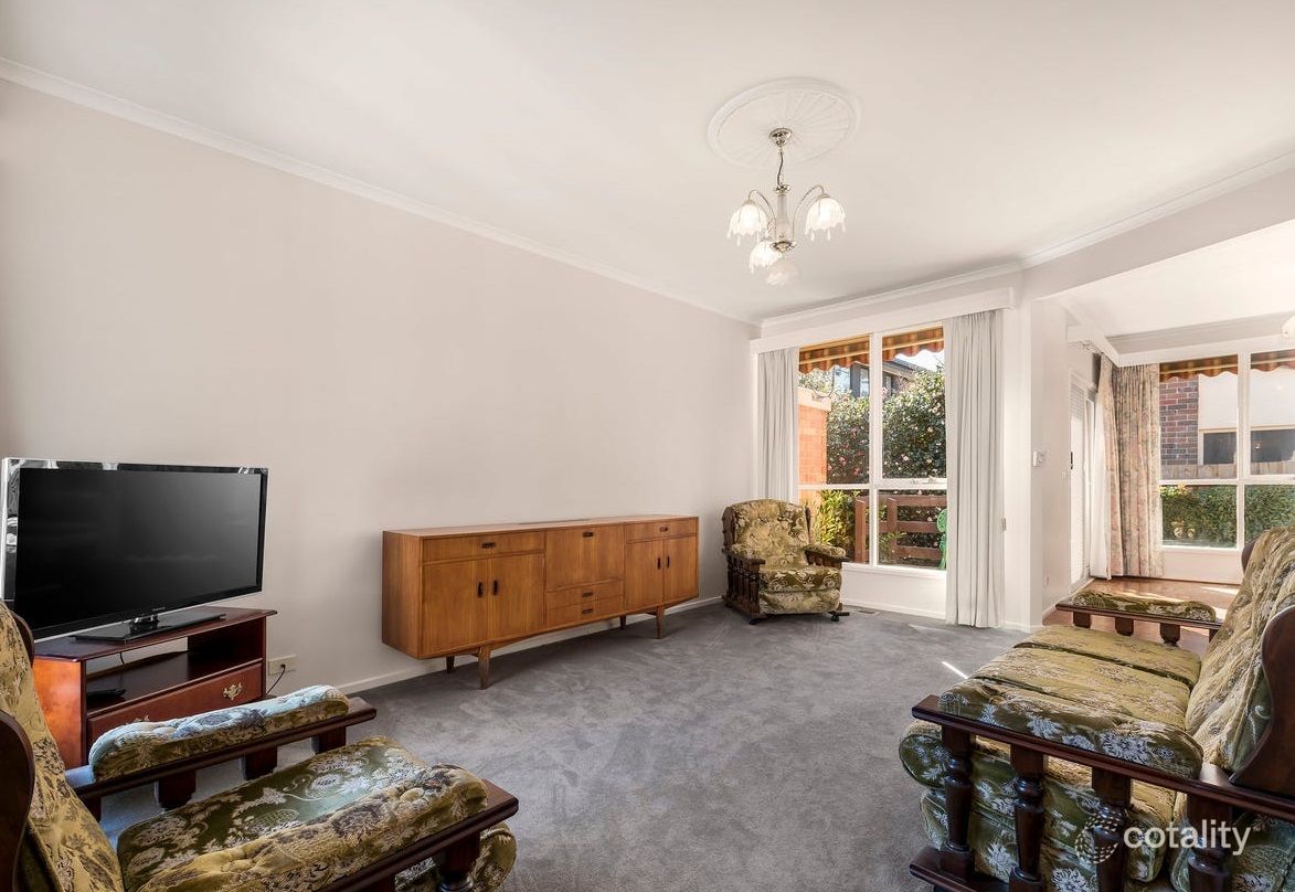 2/9 Athol Ct, Blackburn, VIC 3130