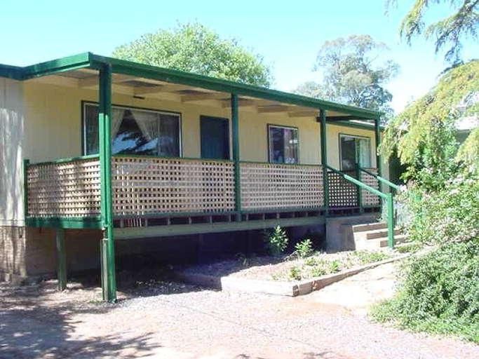 16 Showground Rd, Mount Pleasant, SA 5235