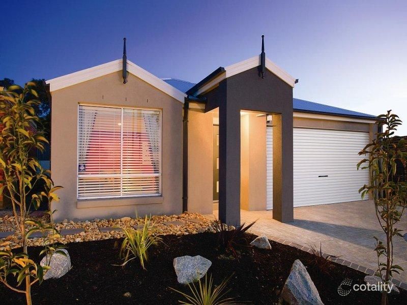 4 Tipperary Way, Cranbourne East, VIC 3977