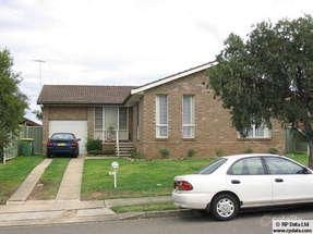 2 Strzelecki Cl, Wakeley, NSW 2176