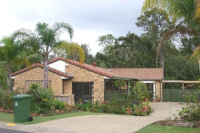 2/11 Jessica Ct, Arundel, QLD 4214