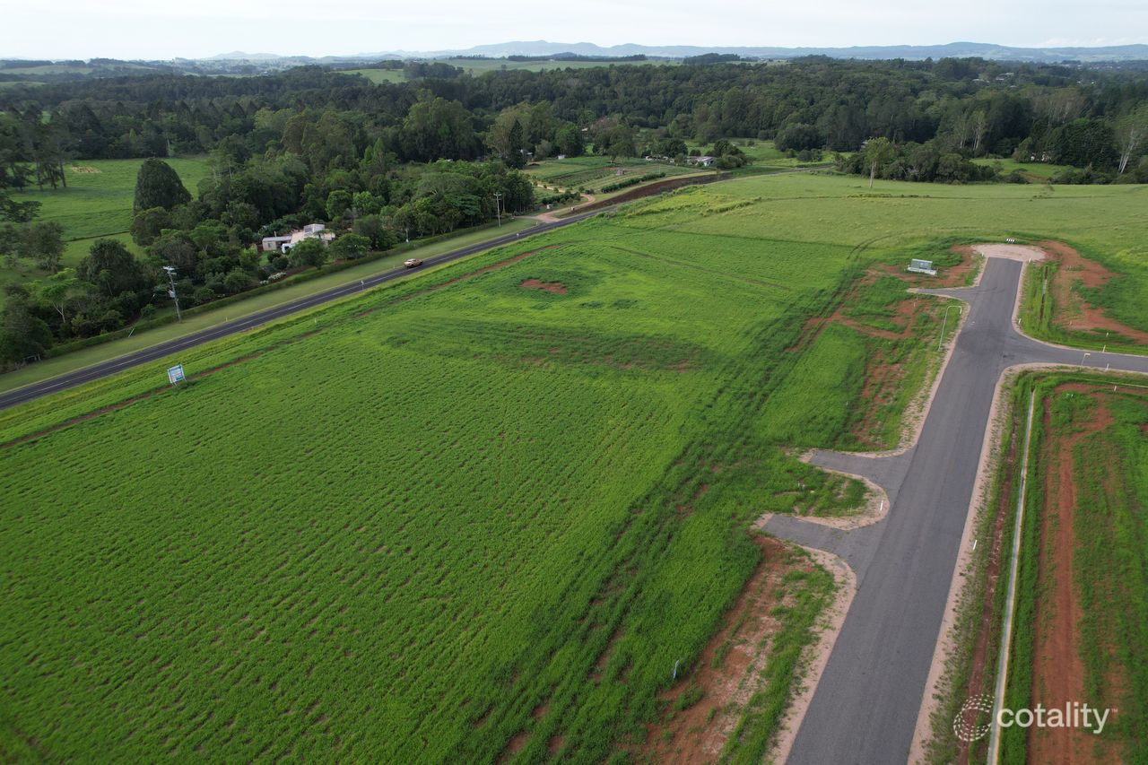 4 Amber Cl, Peeramon, QLD 4885