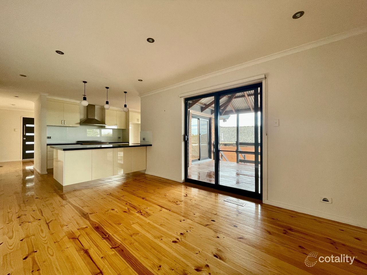 10 Harvey Pl, Endeavour Hills, VIC 3802