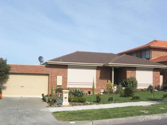 13 Glenburn Dr, Hallam, VIC 3803