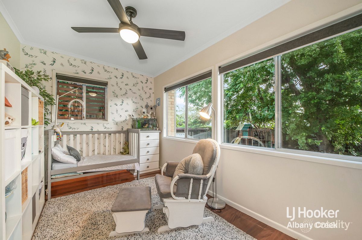 9 Mona Vale Way, Petrie, QLD 4502