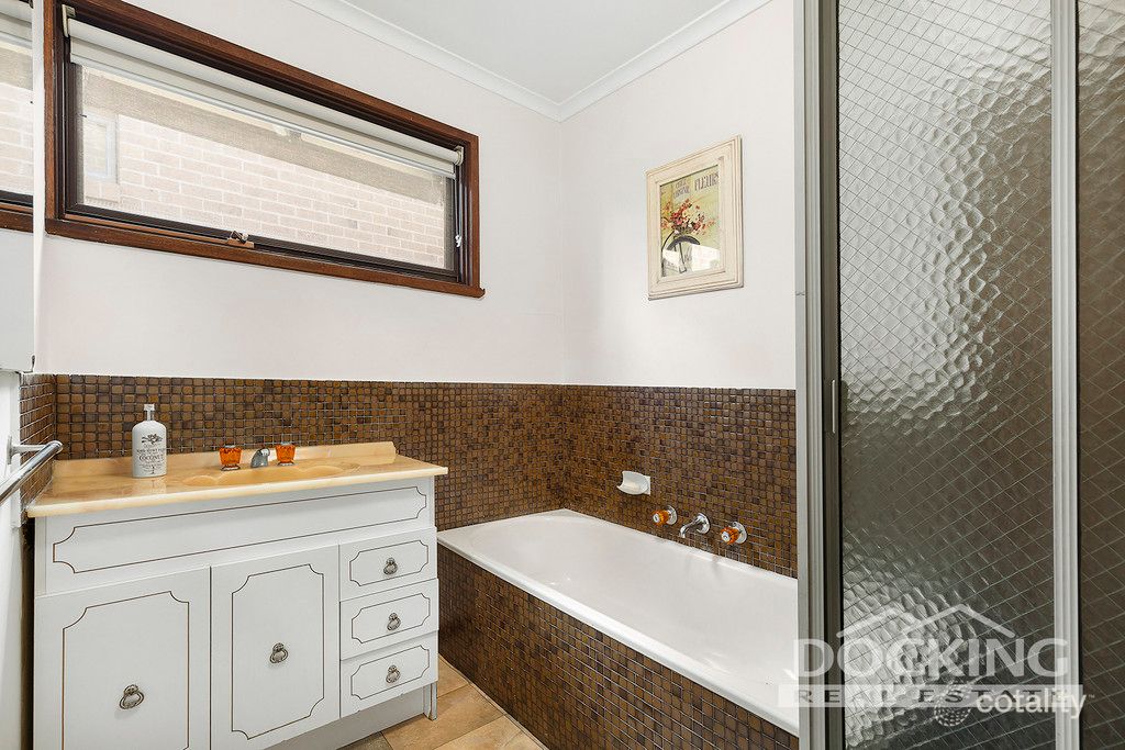 42 Carinya Rd, Vermont, VIC 3133