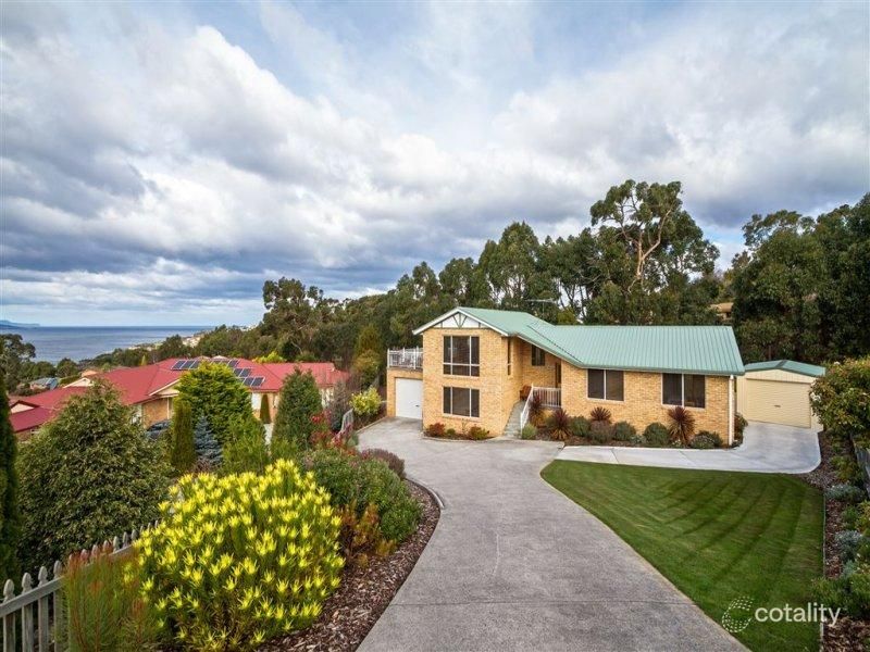 37 Timbertop Dr, Blackmans Bay, TAS 7052