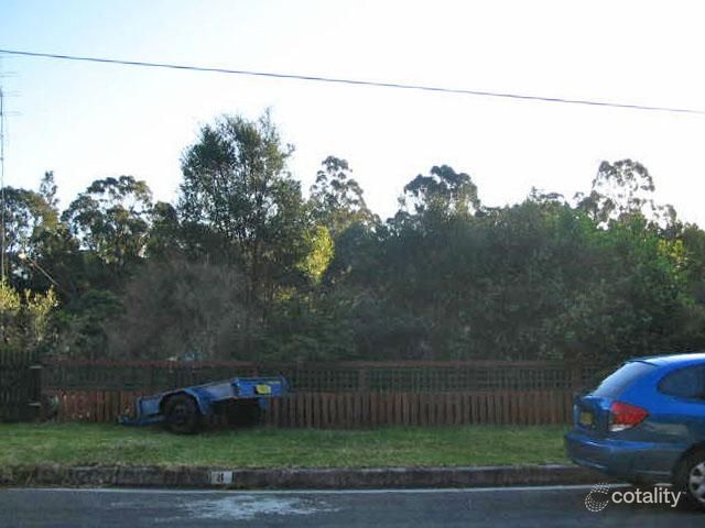 8 Aminya Pl, Farmborough Heights, NSW 2526