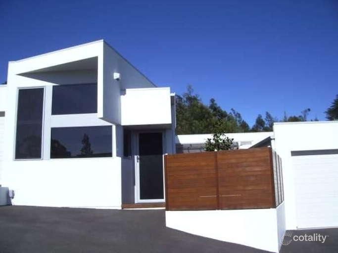 2/56 Ellison St, Newstead, TAS 7250